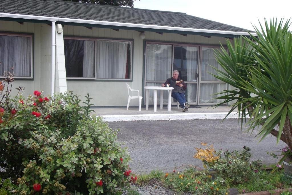 Katikati Motel Buitenkant foto